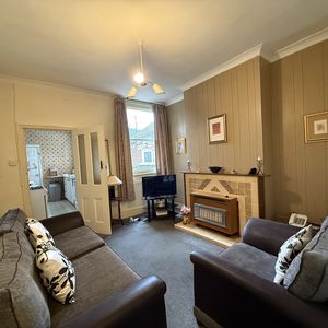 Photo 7- click for photo gallery